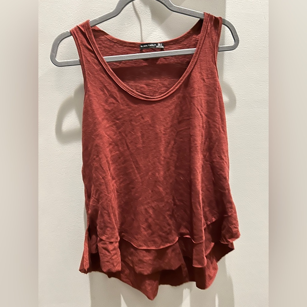New maroon tank top size small